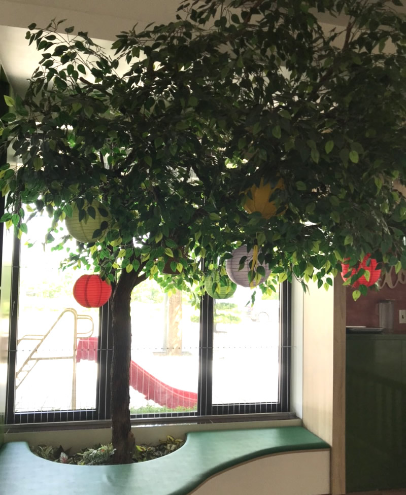 Thi công cây hoa giả đẹp
